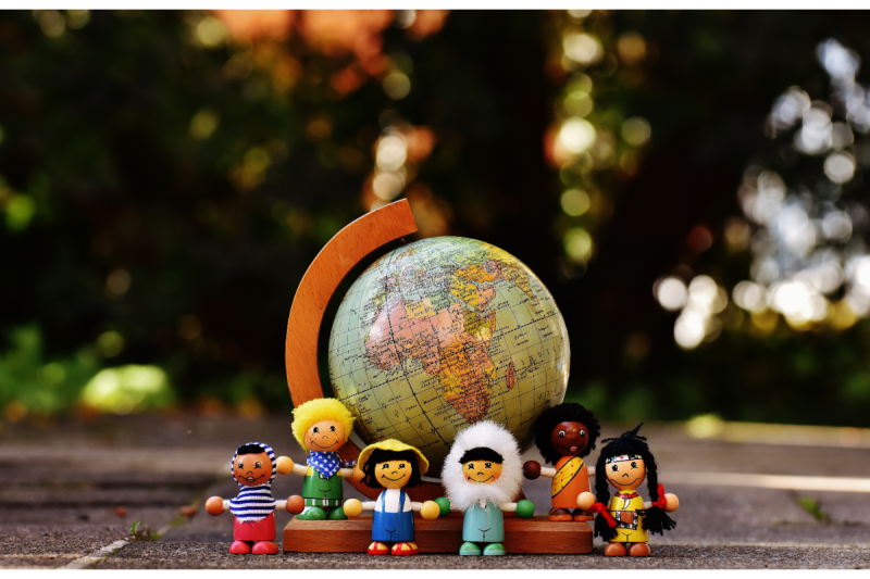 Petites figurines du monde